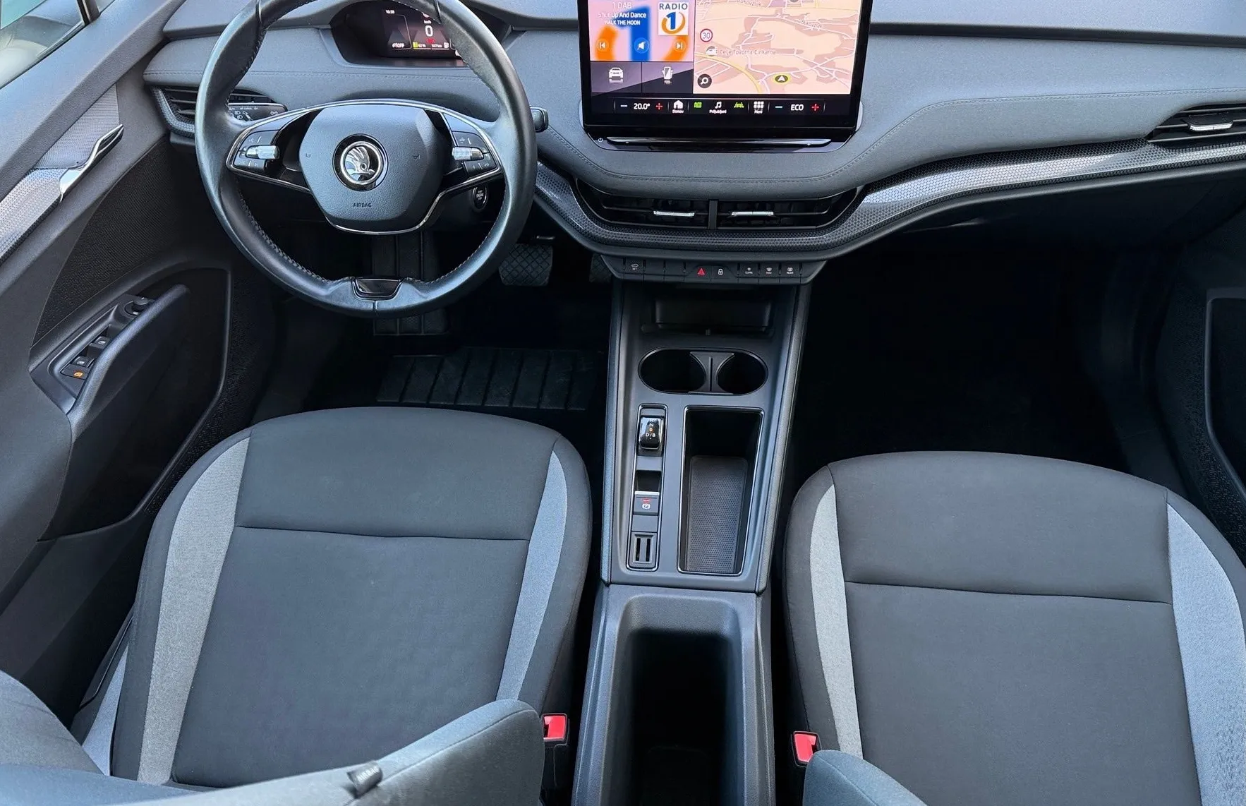 Zunanja slika - Škoda Enyaq - IV 50-Navigacija AppConnect Zatemnjena stekla... - 9