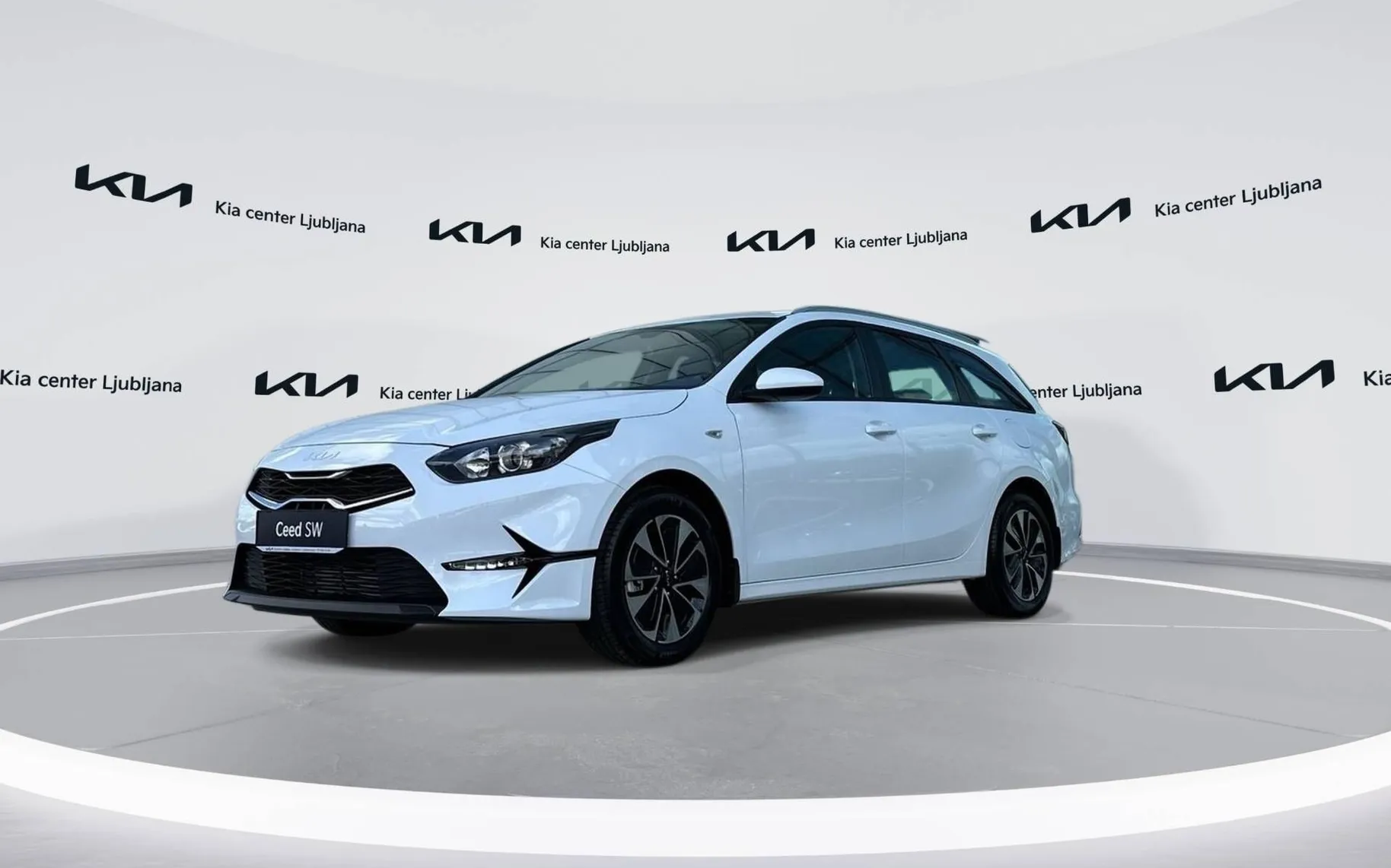 Zunanja slika - KIA Ceed SW - 1.5 T-GDI LX Champion+ ISG DCT - 1