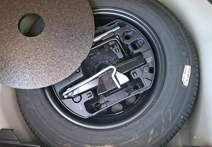 Zunanja slika - Peugeot 208 - 1.2 PREMIUM - 11