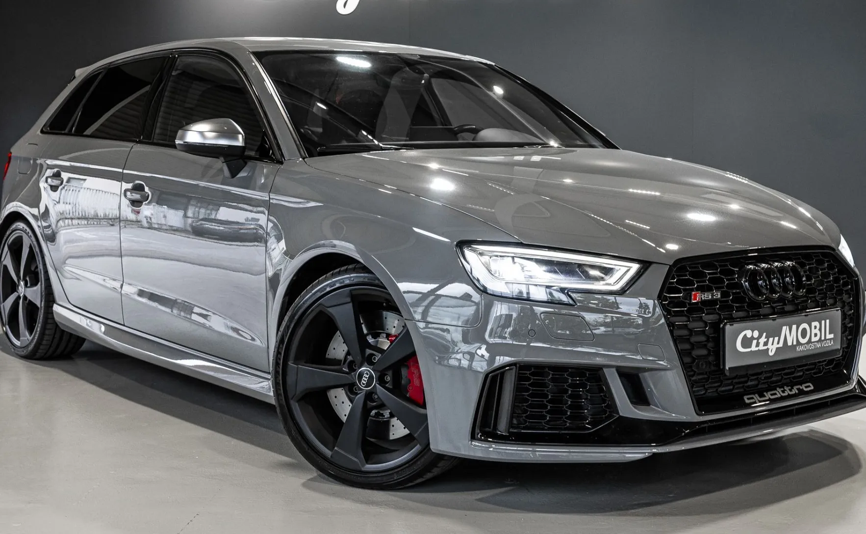 Zunanja slika - Audi S3 - R TFSI quattro S tronic - 3
