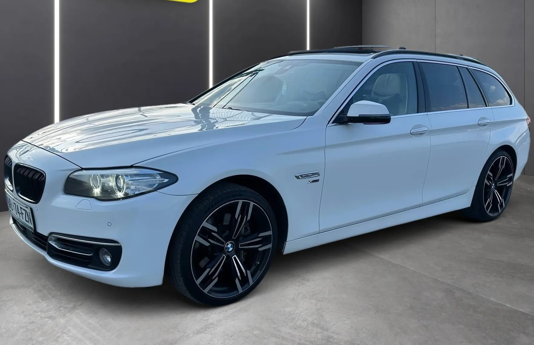Zunanja slika - BMW Serija 5 - Touring: 525d xDrive BI-XENON NAVI ACC VIRTUAL MEMORY KA - 3