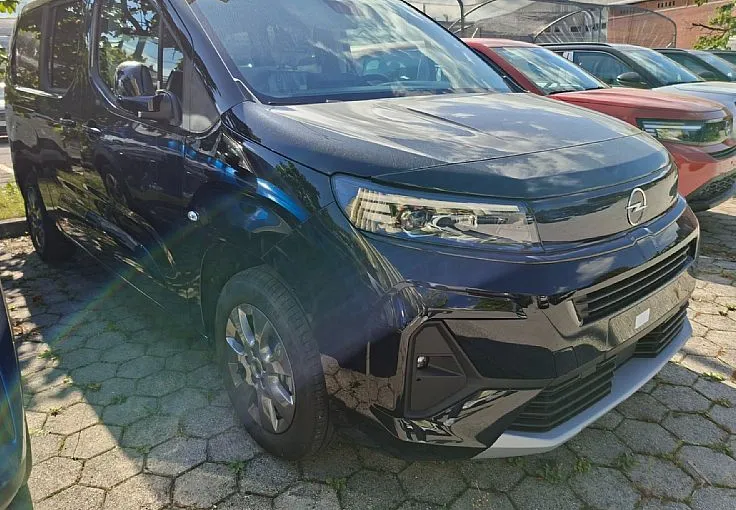 Zunanja slika - Opel Combo - GS XL 1.5D 130KM 7 SEDEŽEV - 2