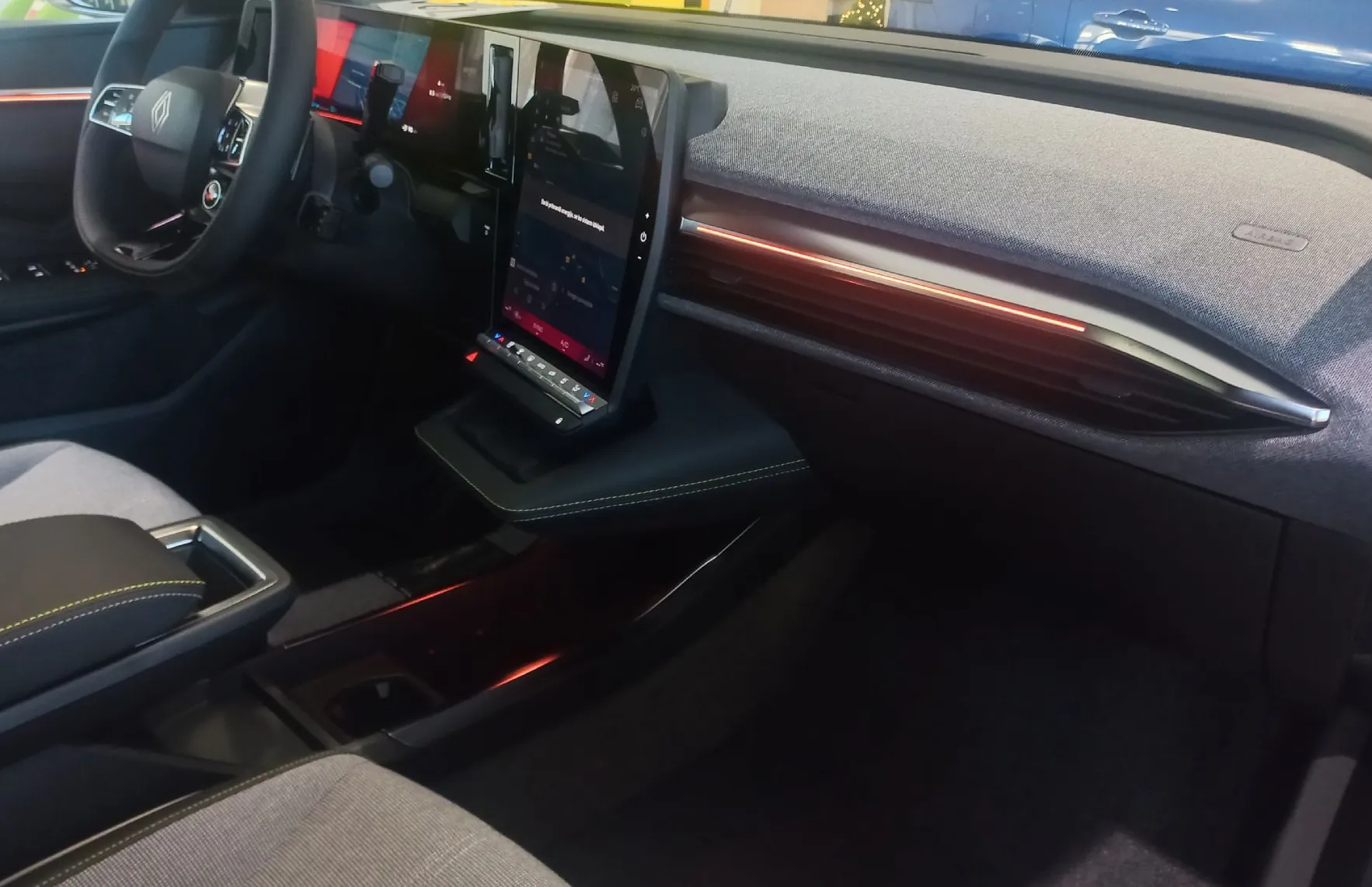 Zunanja slika - Renault Scenic E-tech - TECHNO 170 COMFORT RANGE  ZALOGA - 9