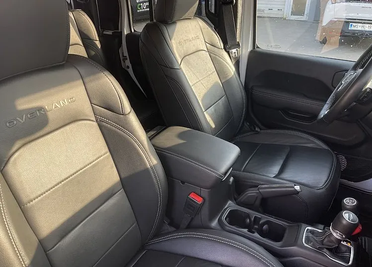 Zunanja slika - Jeep Gladiator - 3.0L V6 Diesel - 7