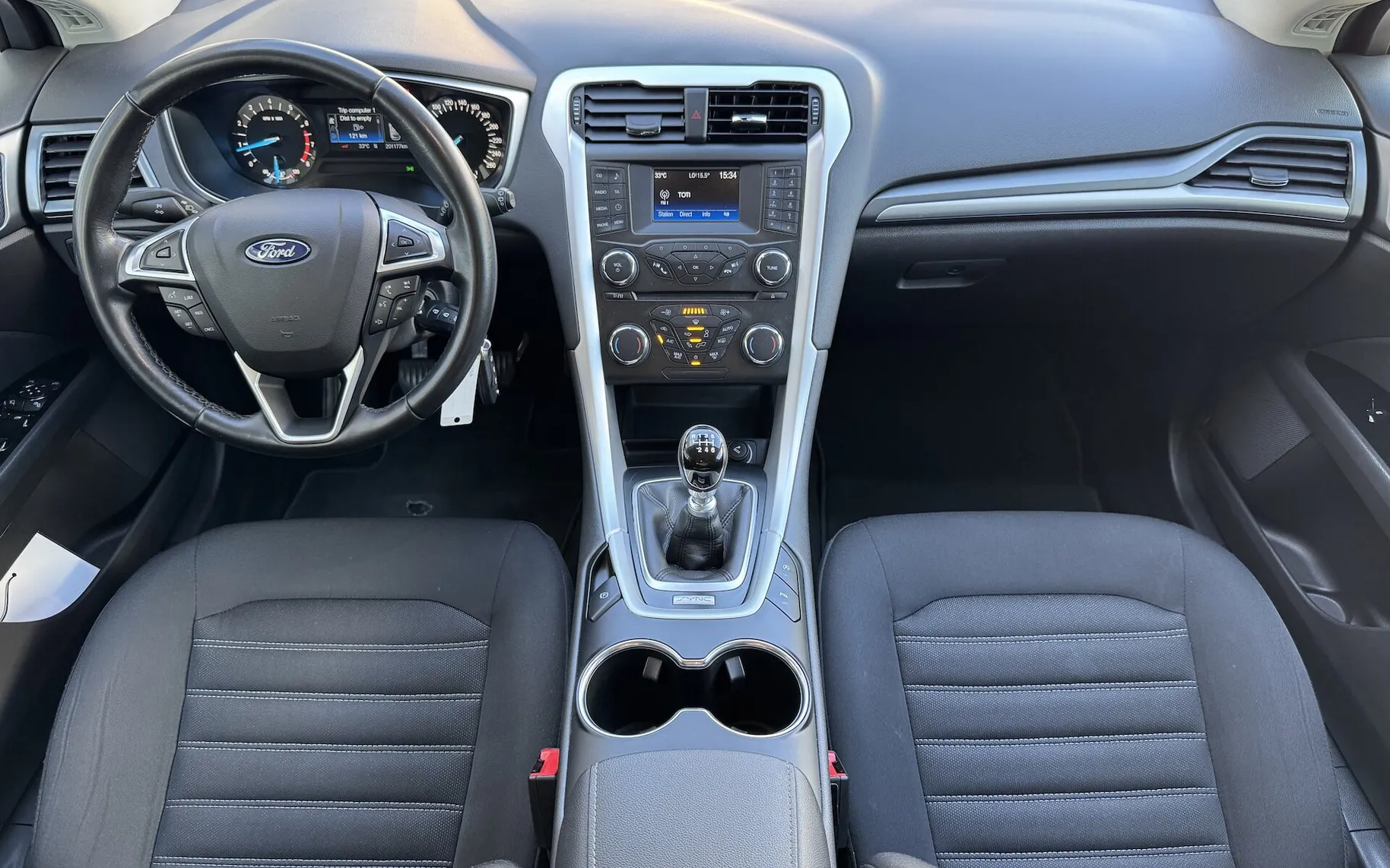 Zunanja slika - Ford Mondeo - 1.5 EcoBoost TREND 1.LASTNIK SLO NAKUP NA OBROKE - 13
