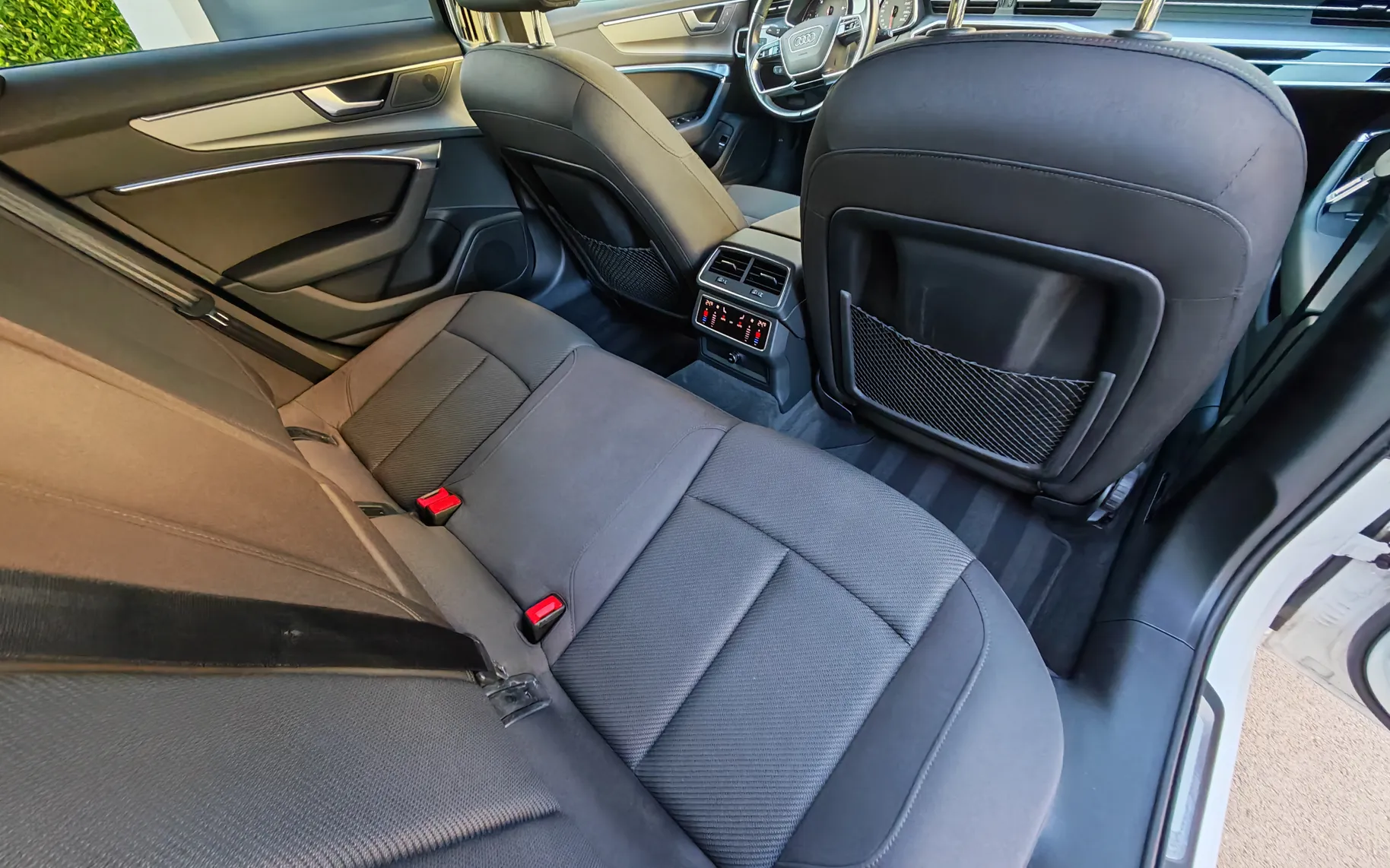 Notranja slika - Audi A6 - Avant 40 TDI S tronic - 11