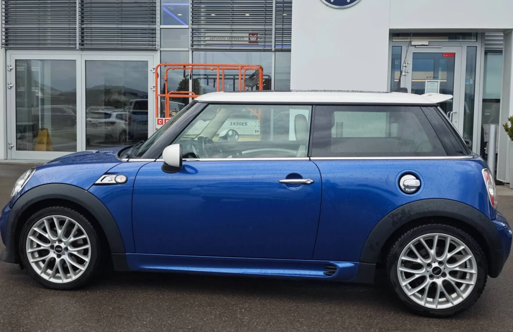 Zunanja slika - MINI Cooper - Mini  S Avt. |ATRAKTIVEN|PANORAMA|XENON| - 7
