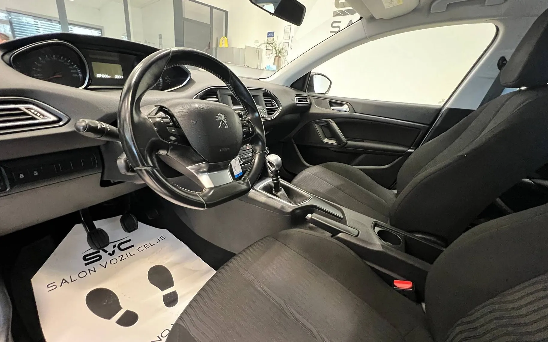 Zunanja slika - Peugeot 308 - 1.5 HDI-TEMP-LED-1.LAST-KREDIT-BREZ-POLOGA... - 9