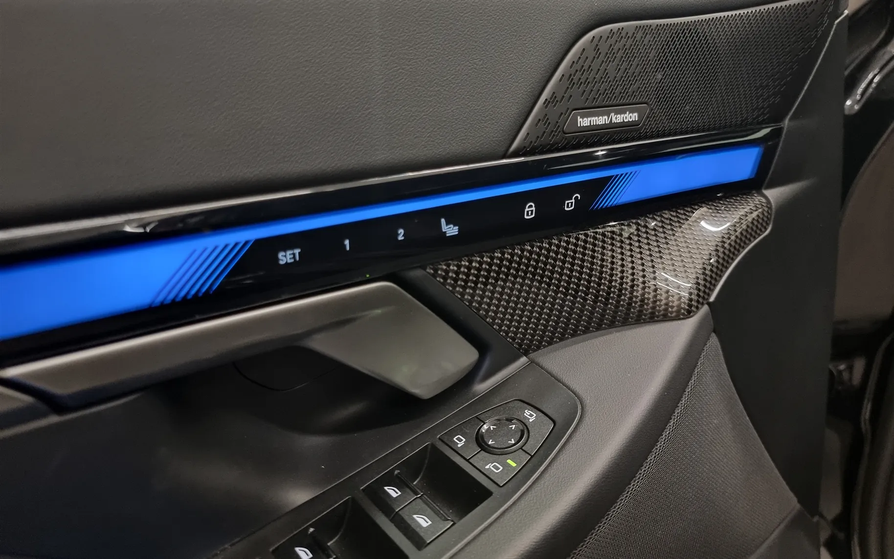 Zunanja slika - BMW i5 - M60 xDrive Limuzina - 9