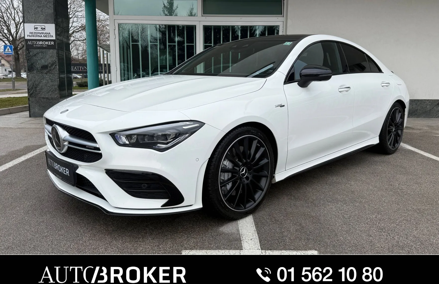 Zunanja slika - Mercedes-Benz CLA-Razred - CLA 35 AMG 4M Head-Up Burmester AMG Performance - 1