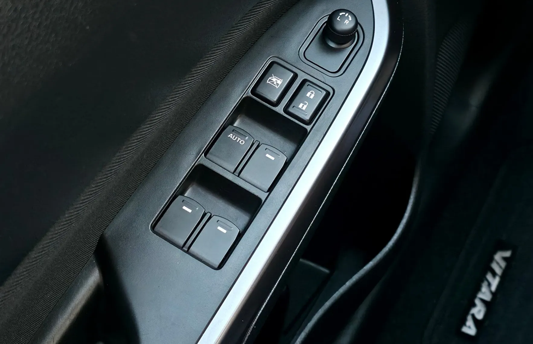 Zunanja slika - Suzuki Vitara - 1.4 MHEV Premium LED•ACC•BLIS•GRETJE•KAMERA•17 - 16