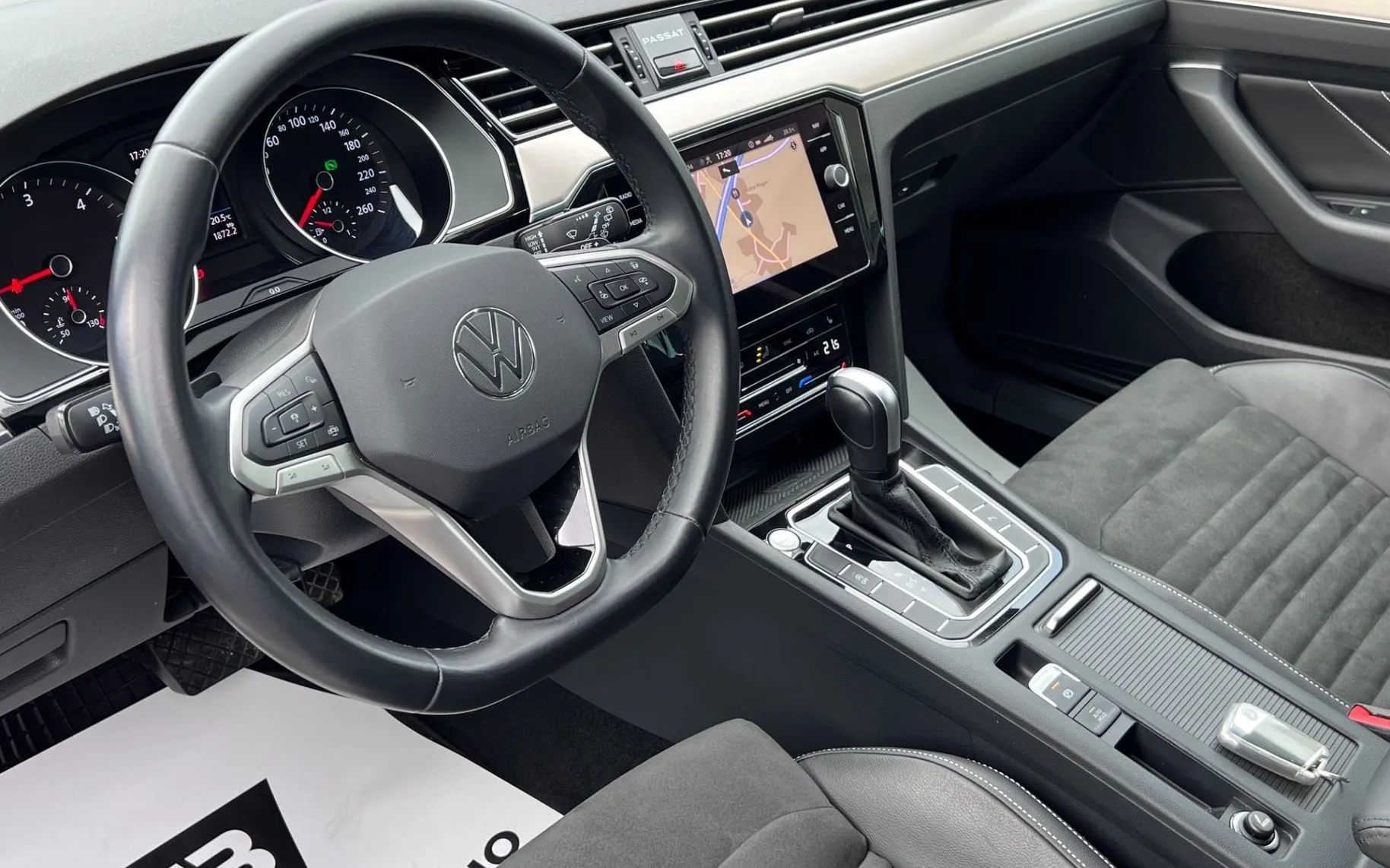 Notranja slika - Volkswagen Passat Variant - 2.0 TDI+HIGHLINE+ACC+F1+R.KAMERA+SAMO 25.241km - 10