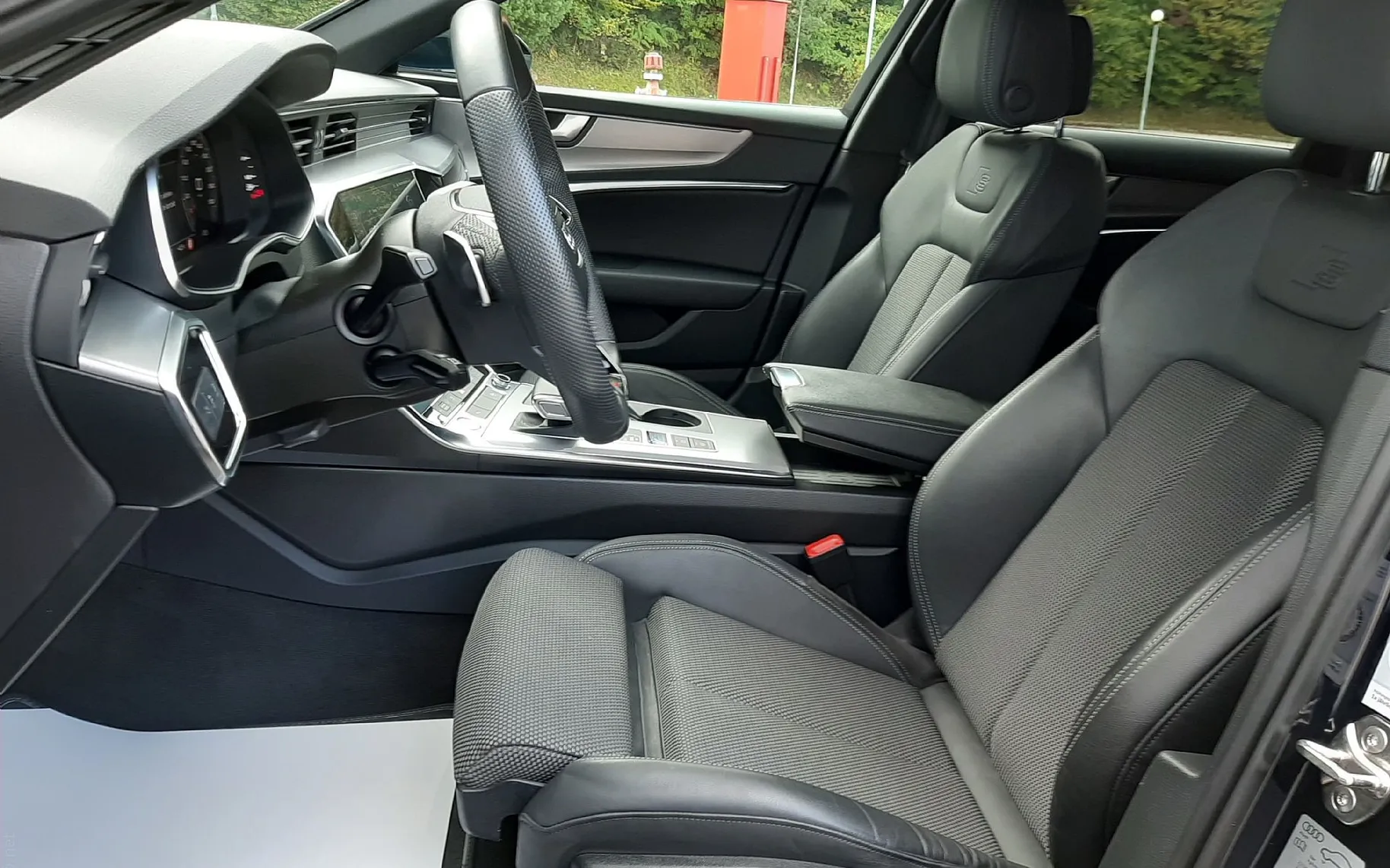 Notranja slika - Audi A6 - Avant 40 TDI S tronic - 6