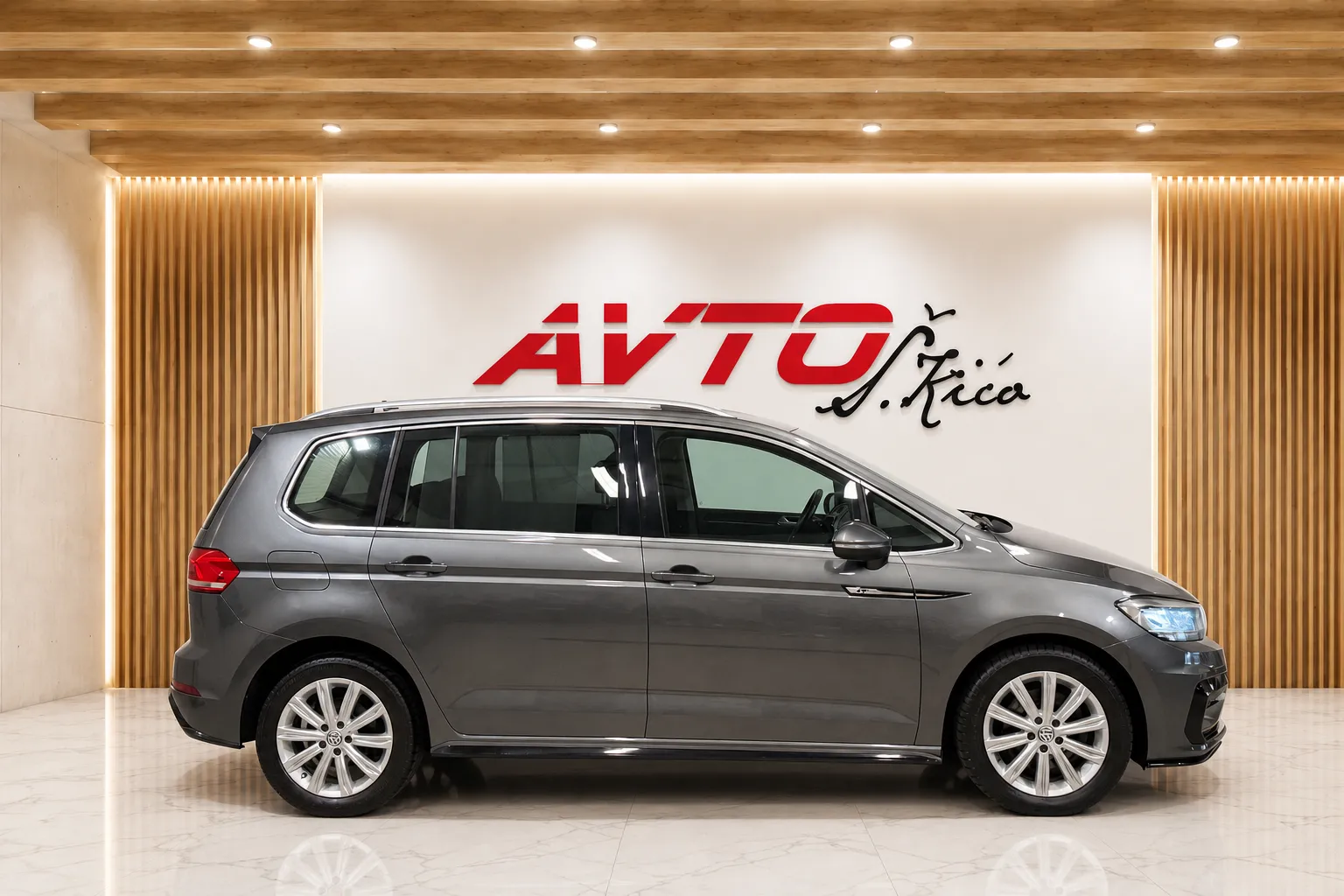 Zunanja slika - Volkswagen Touran - 2.0 TDI-R-LINE-DSG-LED-KAMERA-NAVI-PDC-RADAR TEM - 6