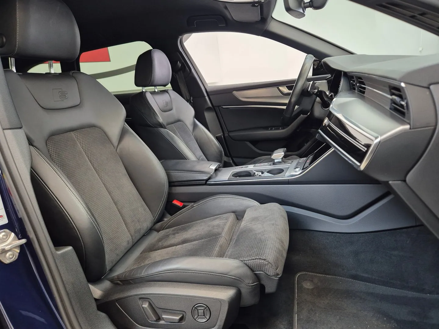 Zunanja slika - Audi A6 - Avant 2.0 TDI - 10