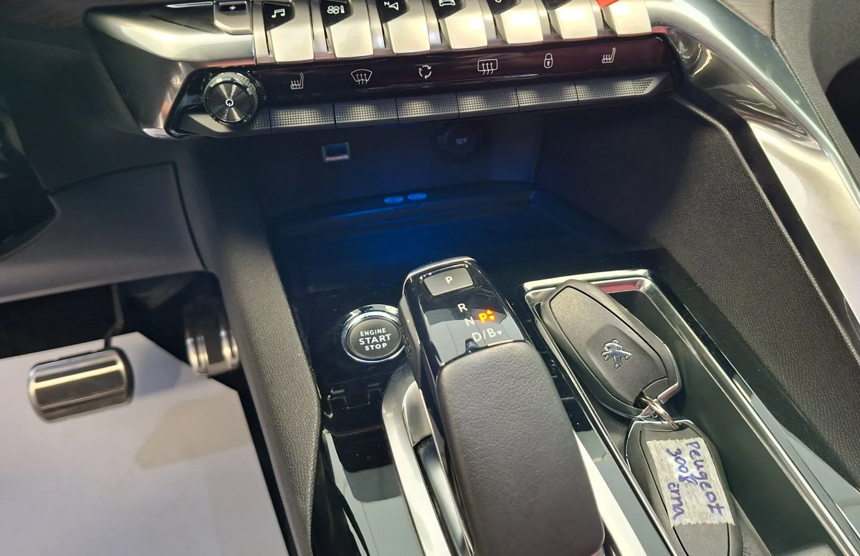 Zunanja slika - Peugeot 3008 - PHEV4 300 GT Avt.-FULL LED-NAVI-360 KAMERA- - 10