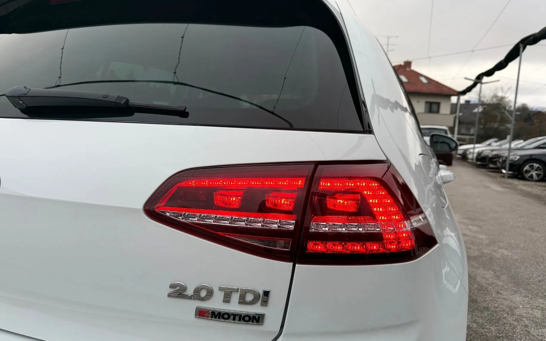 Zunanja slika - Volkswagen Golf - 2.0 TDI 4MOTION R-LiNE SLO.VOZILO LED XENON - 13