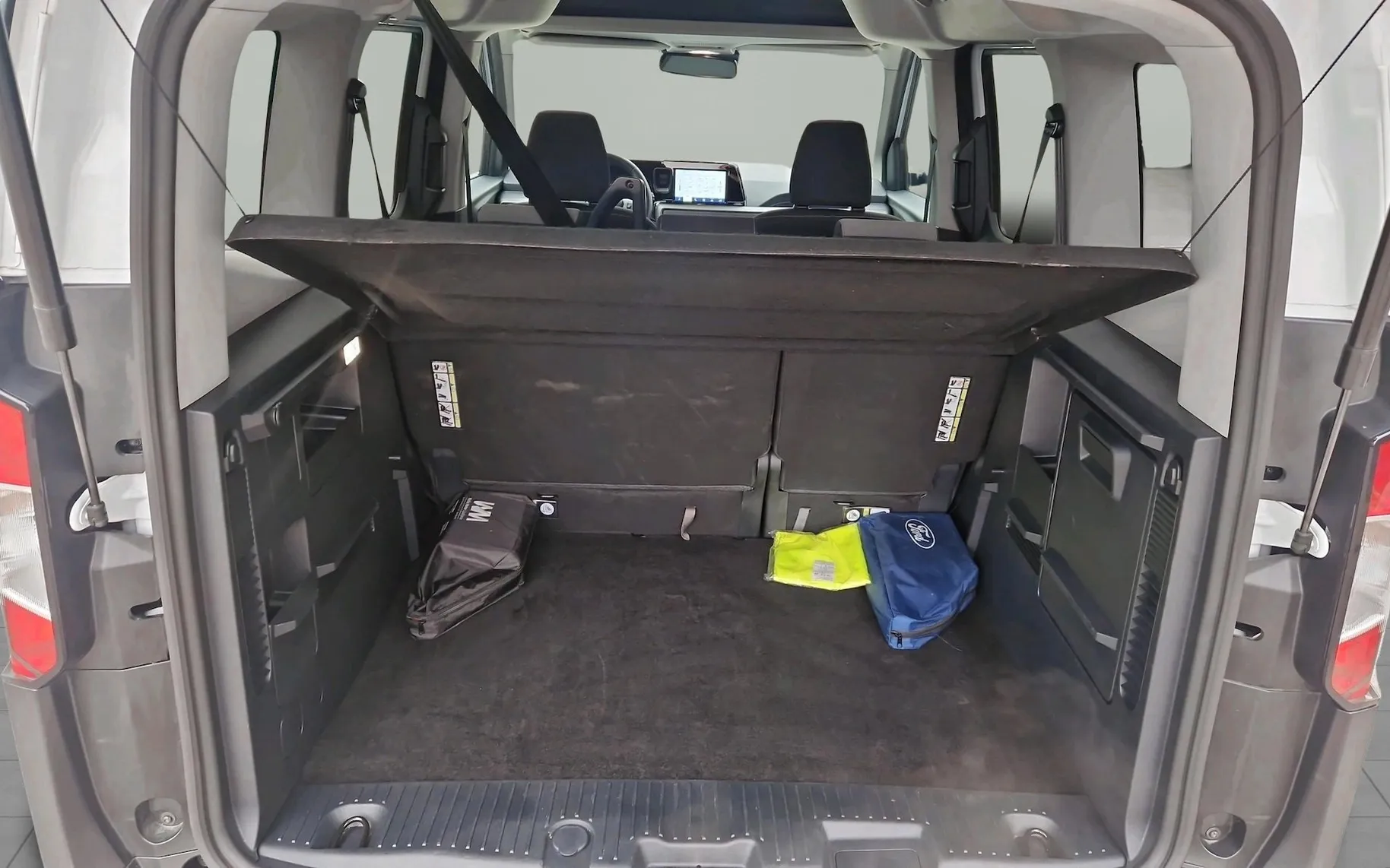 Zunanja slika - Ford Tourneo Courier - TITANIUM 1.0ECOBOOST-AVT.-SLO-ZIM.PAKET-KAMERA - 7