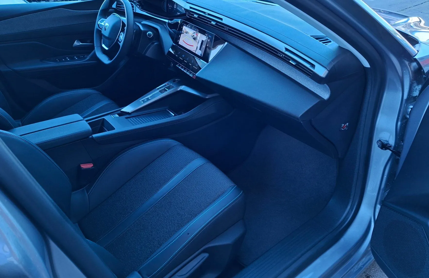 Zunanja slika - Peugeot 308 - 1.5 BlueHDi 130 STT Allure Avt. - 8