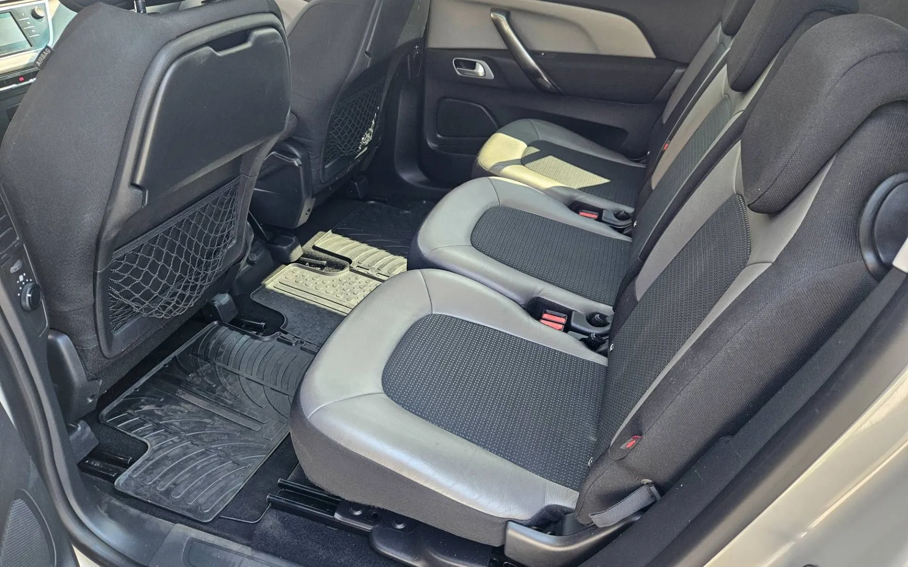 Notranja slika - Citroën C4 SpaceTourer - BlueHDi Avt. NAVI KAMERA 7 SEDEŽEV. - 10