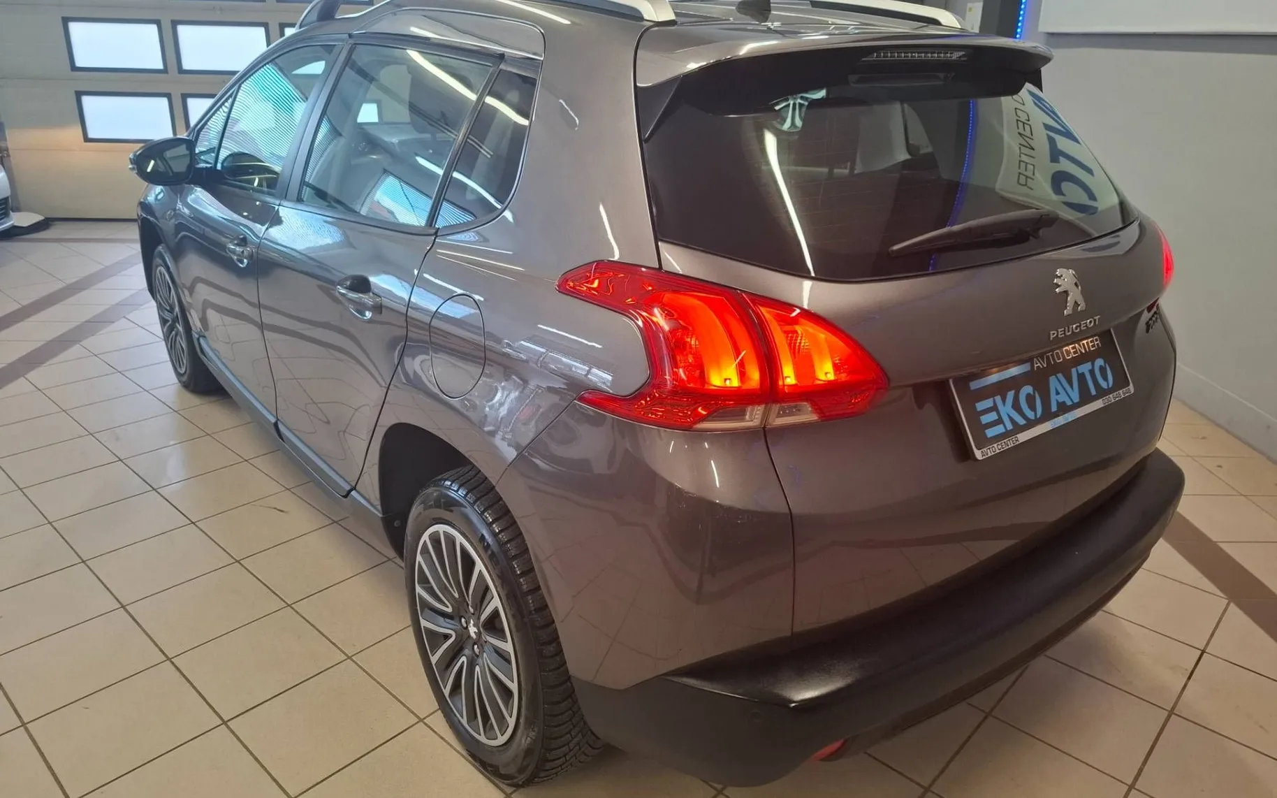 Zunanja slika - Peugeot 2008 - Active 1.4 HDi NAVI-PDC-TEMPOMAT-BREZ POLOGA- - 2