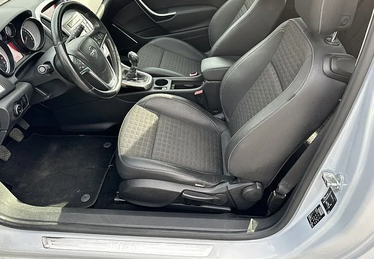 Zunanja slika - Opel Astra - 1.4 16V - 10