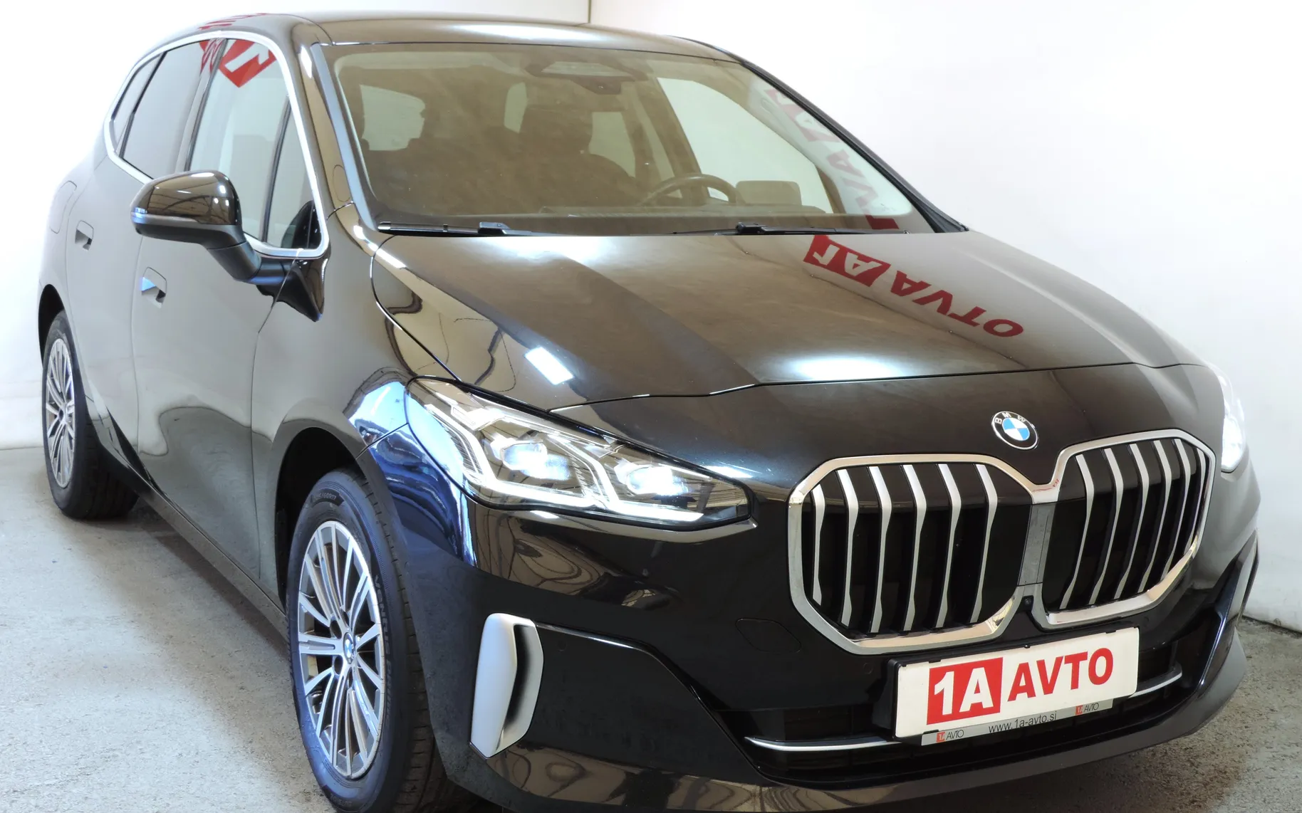 Zunanja slika - BMW Serija 2 - 220i Active Tourer Luxury Line Avt. - 3