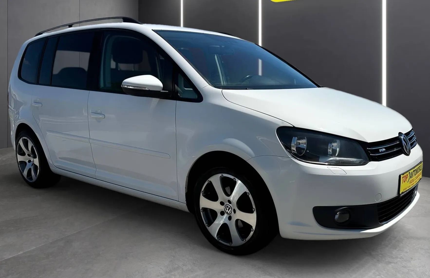 Zunanja slika - VW Touran - 1.6 TDI MOŽNOST FINANCIRANJA BREZ POLOGA - 10