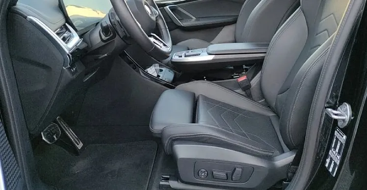 Zunanja slika - BMW X1 - serija :  sDrive20i  AT  M Sports package - 9