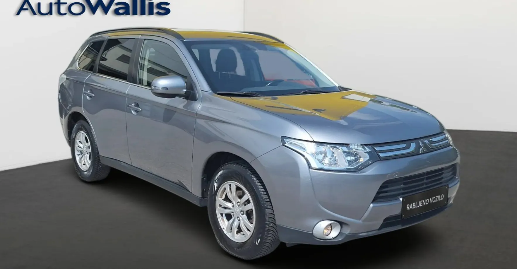 Zunanja slika - Mitsubishi Outlander - 4WD 2.2 - 7