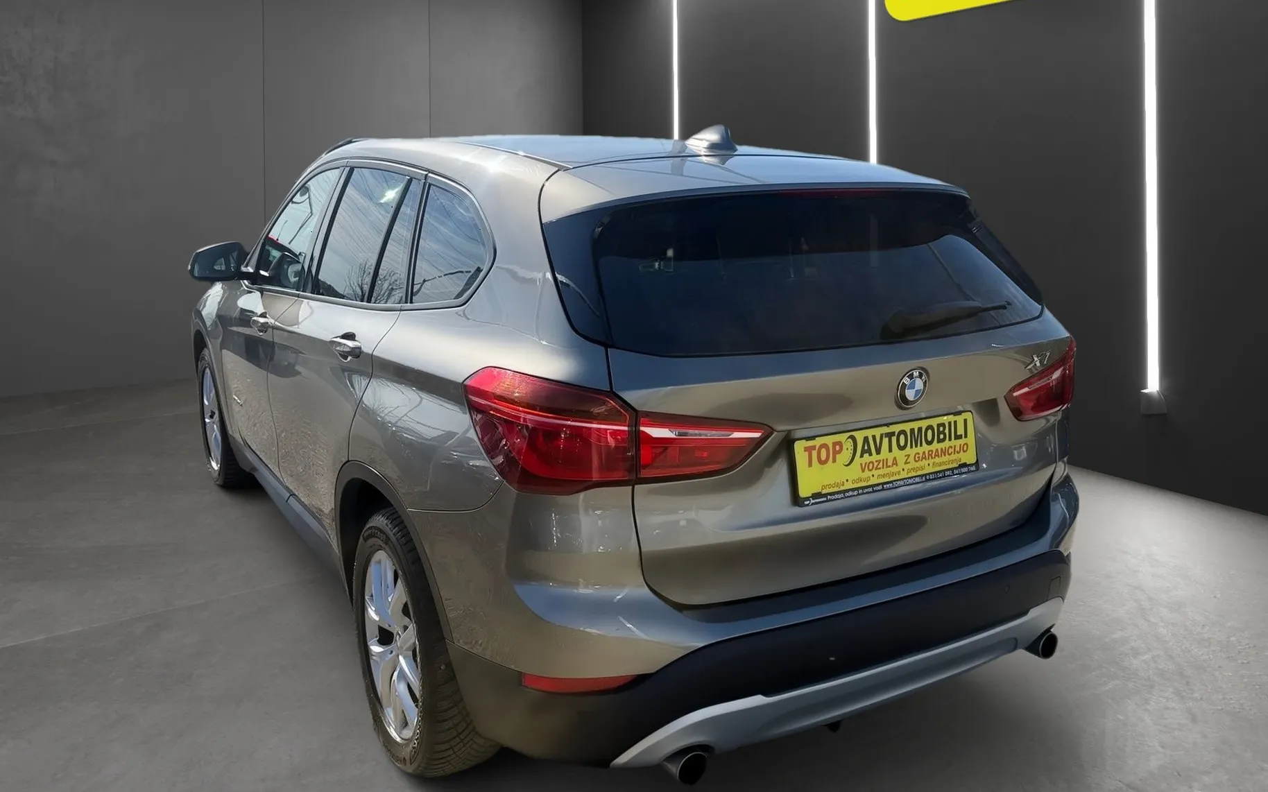 Zunanja slika - BMW X1 - serija :  xDrive20d HEAD-UP FULL LED NAVI PDC USNJE - 4
