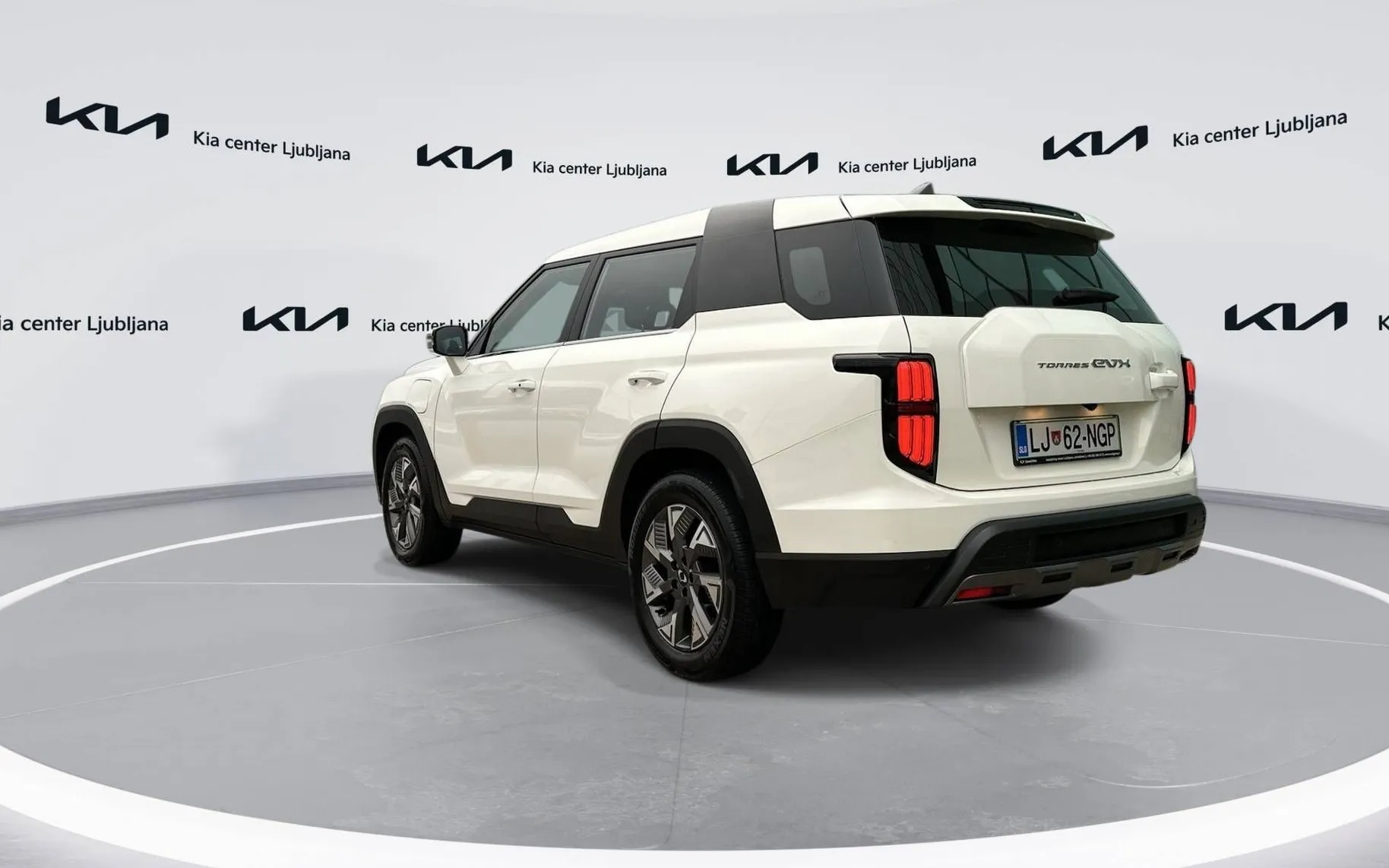 Zunanja slika - SsangYong Torres - EVX EXPLORE... - 7