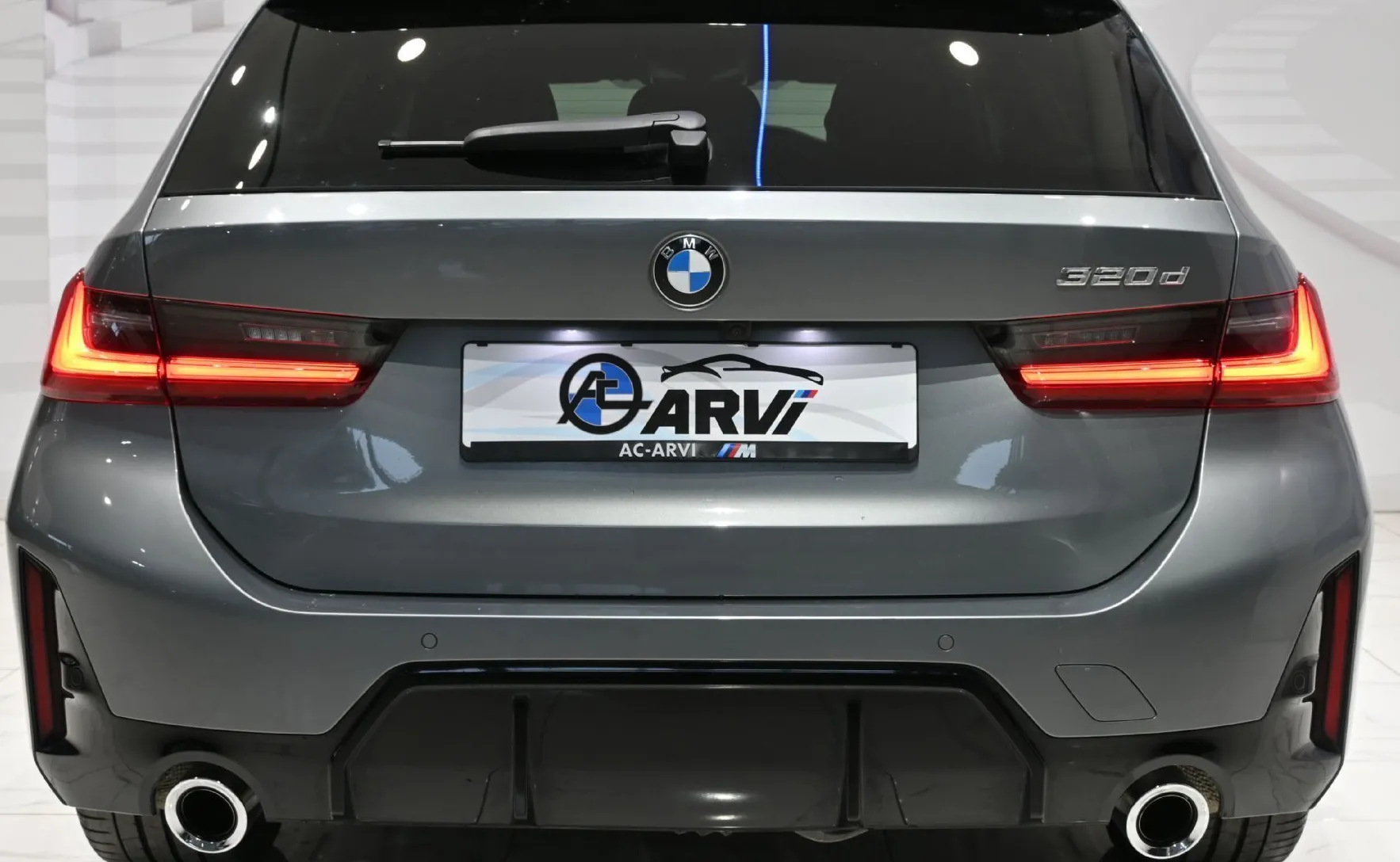 Zunanja slika - BMW Serija 3 - Touring: 320d Touring Avt-M.SPORT-LED-WIDE-KAM-KLJUKA - 5