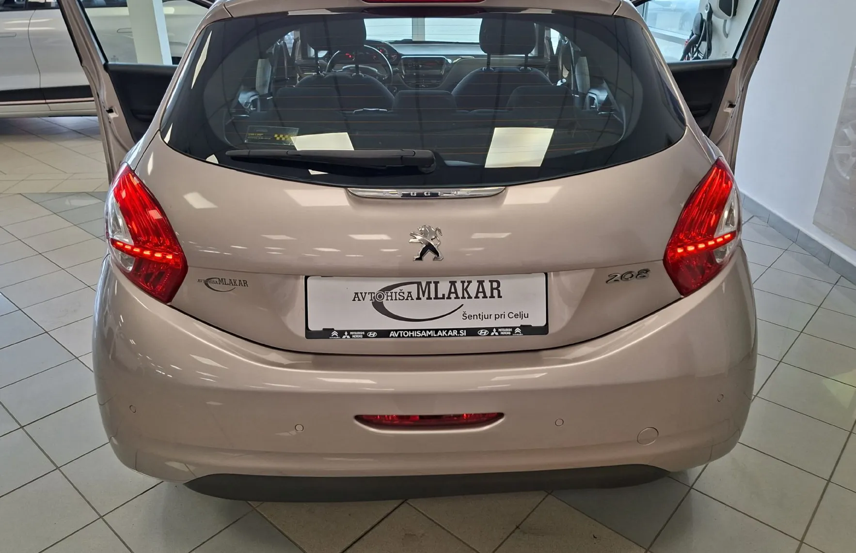 Zunanja slika - Peugeot 208 - ACTIVE 1.4-HITRI KREDIT-ODLIČEN- - 10