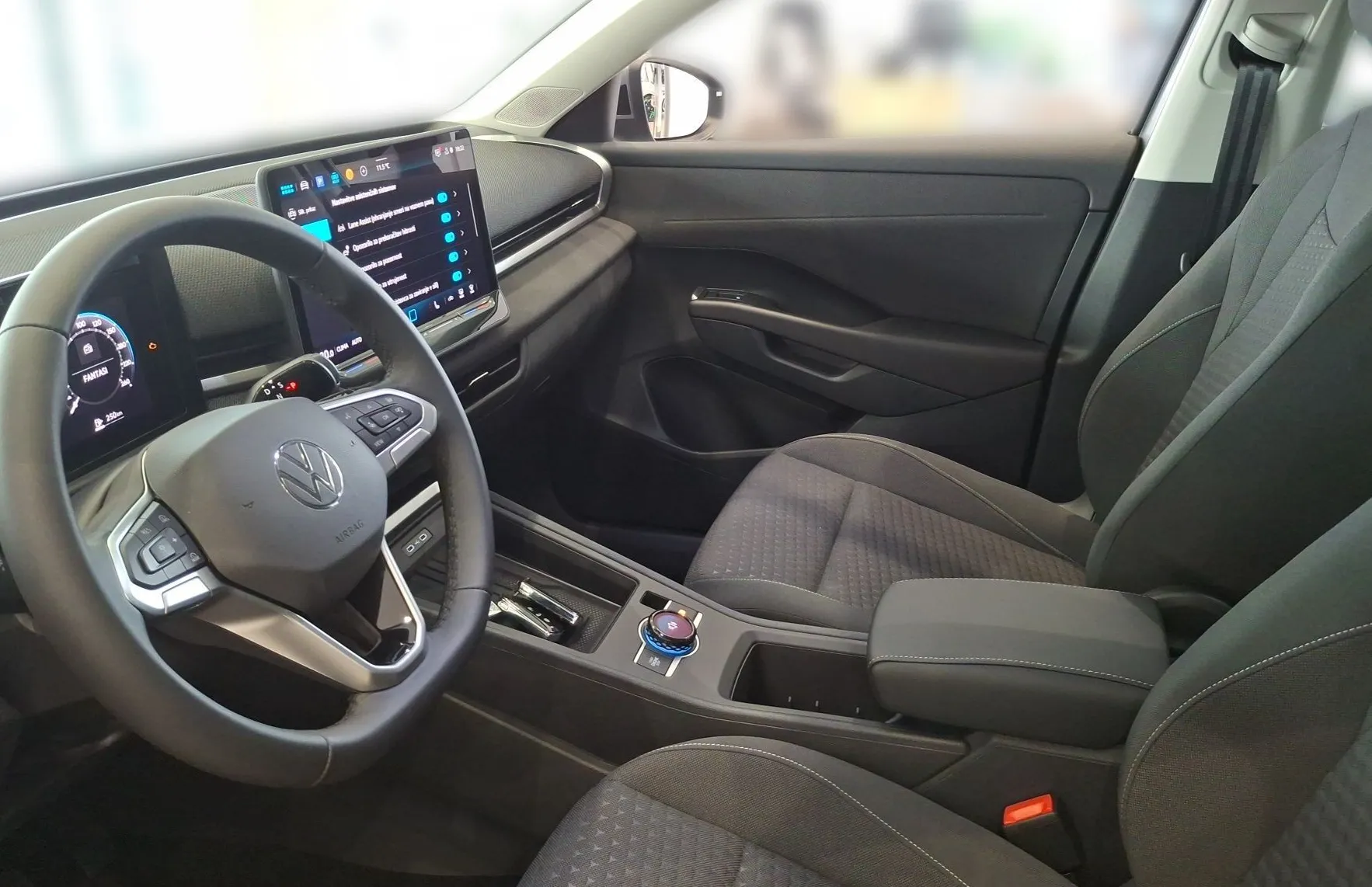 Zunanja slika - VW T-Roc - 1.5 eTSI Life DSG - 6