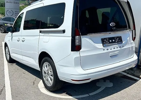 Zunanja slika - Ford Tourneo Connect - 2.0 TDCi EcoBlue 122KM  A7 TITANIUM L2 - NA ZALOG - 3