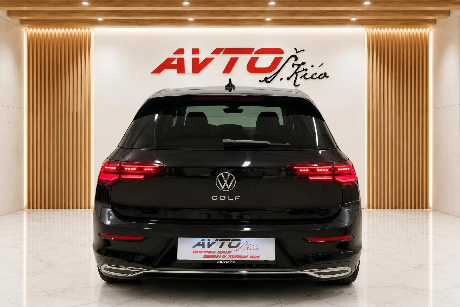 Notranja slika - Volkswagen Golf - 2.0 TDI-STYLE-IQ-VIRTUAL-LED-AMBIENT-ACC-NAVI... - 8