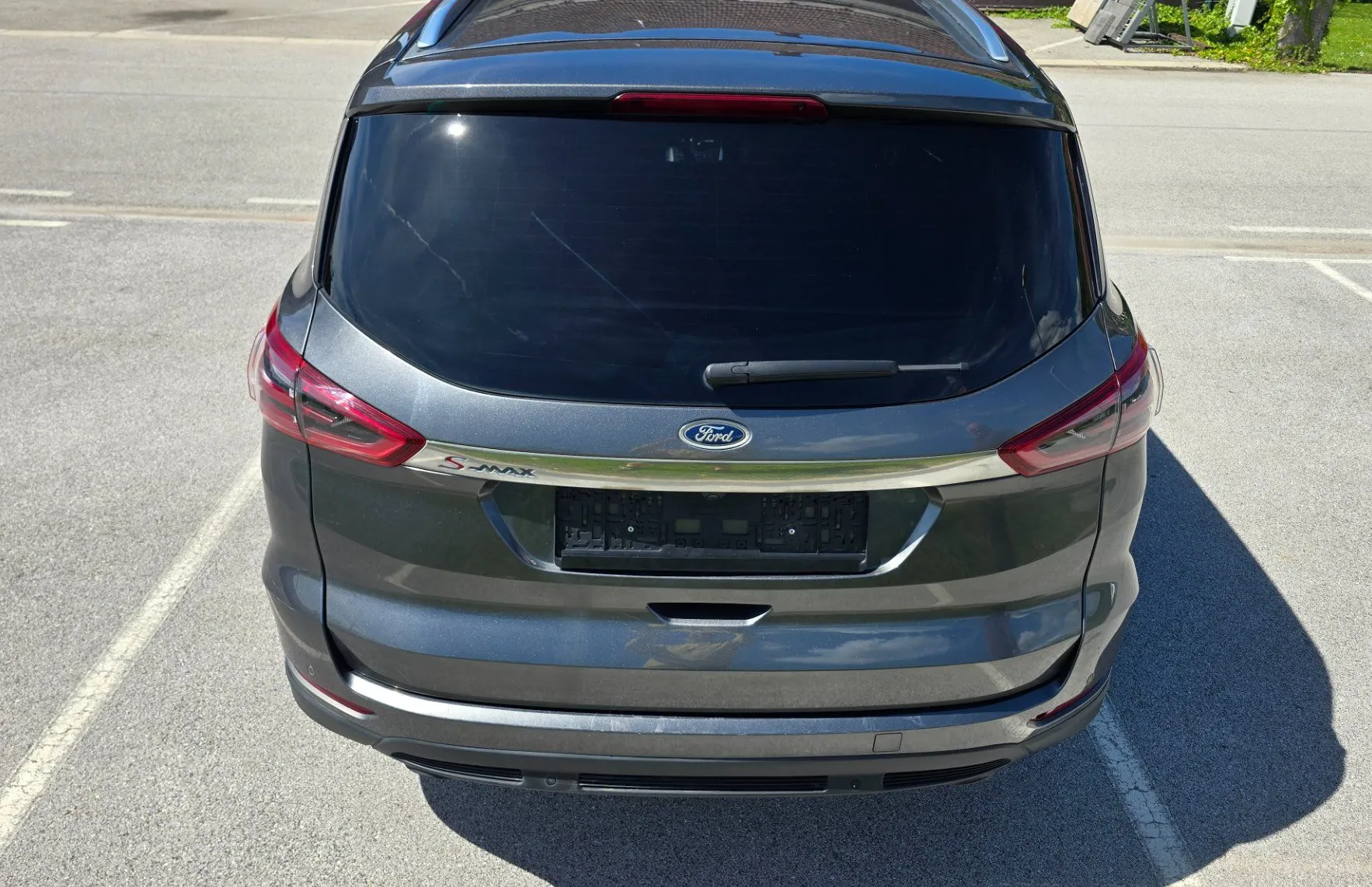 Zunanja slika - Ford S-MAX - 2.0 EcoBlue Titanium Automatic - 6