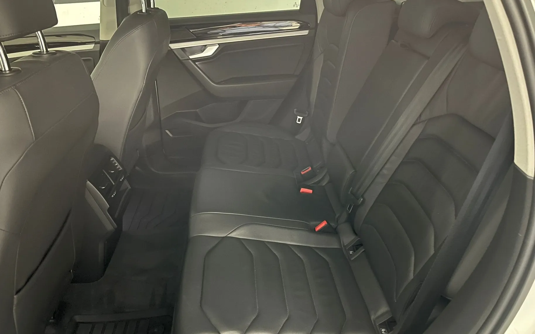 Zunanja slika - VW Touareg - V6 TDI - 4M - VLEČNA KLJUKA - SERVISNA KNJIGA - - 8