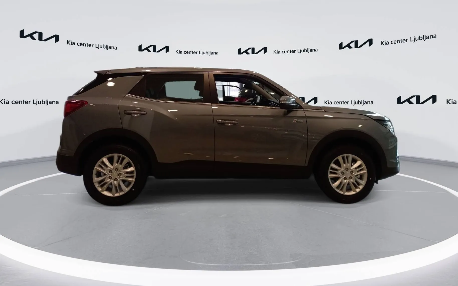 Zunanja slika - SsangYong Korando - 1.5 T-GDi FRESH MT6 - 4