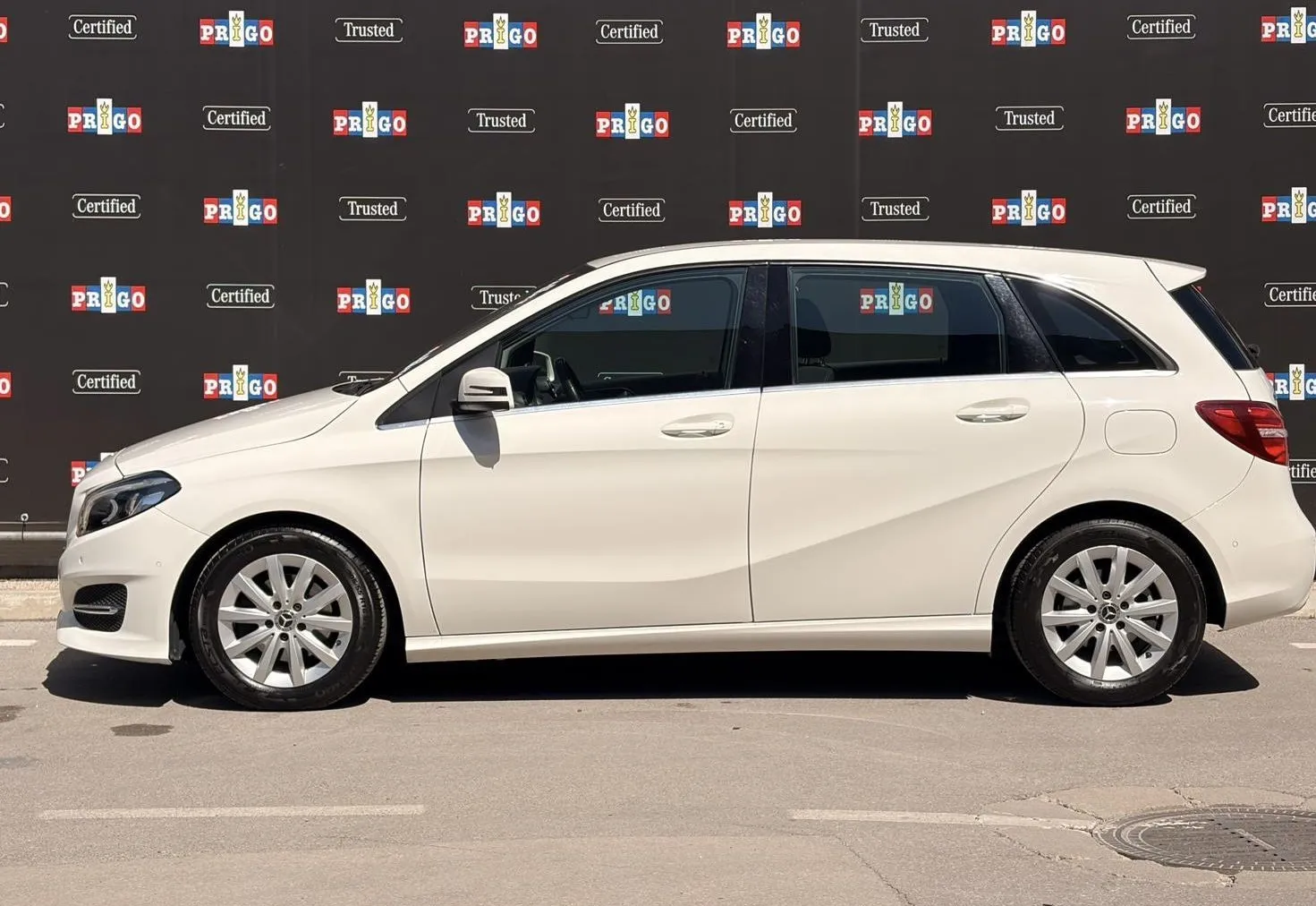 Zunanja slika - Mercedes-Benz B-Razred - B 200 d Style Avt. Slovenski. Led. PDC. Keyless st - 2