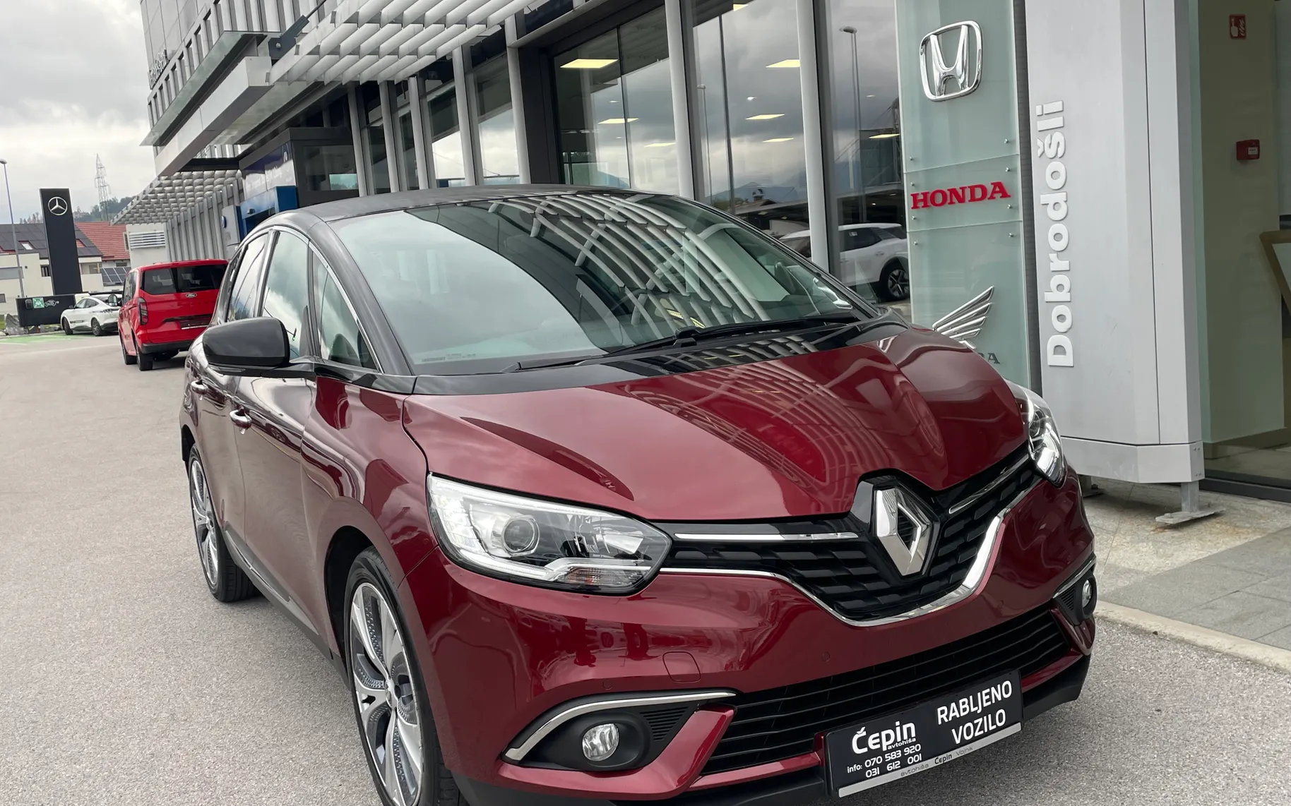 Zunanja slika - Renault Scénic - BLUE-1.7-DCi-INITIALE-PARIS-NAVI-LED-SLO-TOP - 1