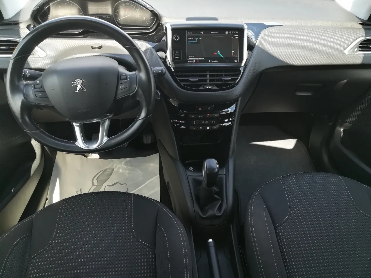 Zunanja slika - Peugeot 208 - 1,2 PureTech 83 S&S Allure - 9