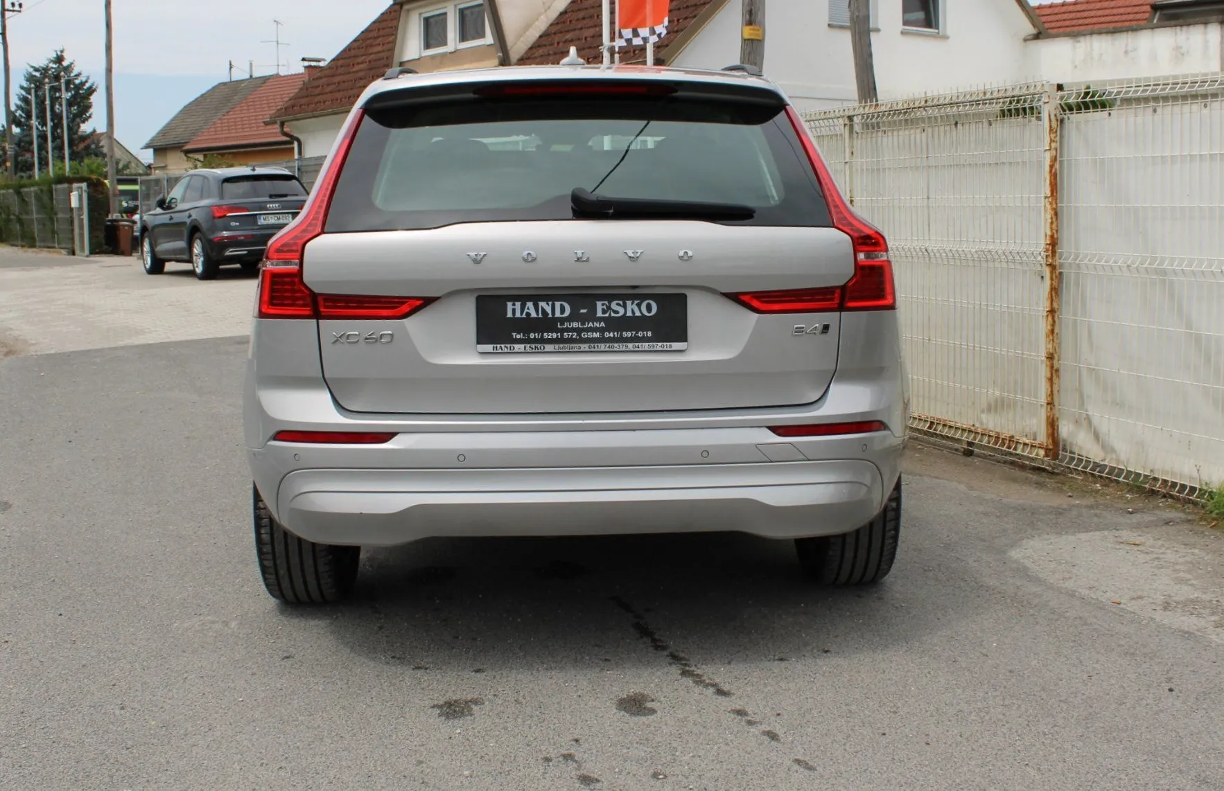 Zunanja slika - Volvo XC60 - B4D AWD Momentum Avt. - 5