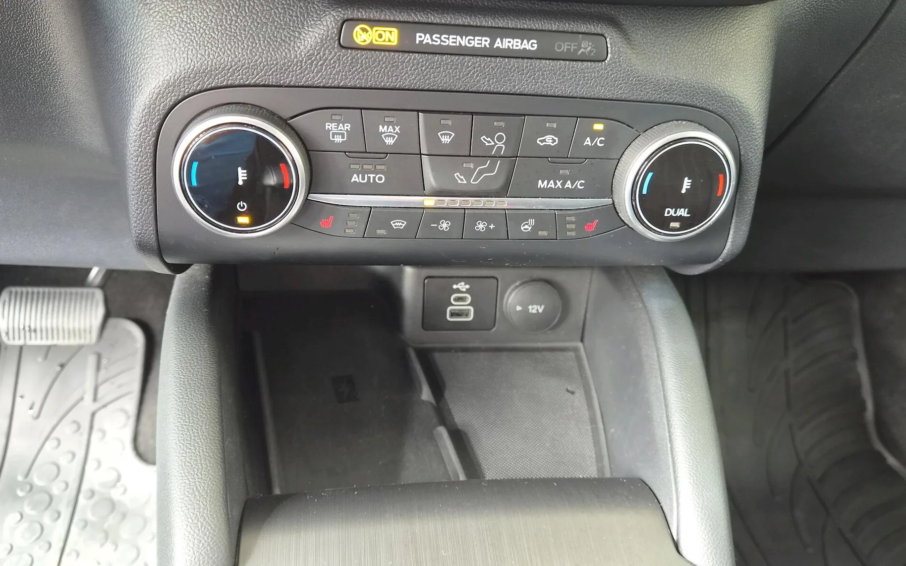 Zunanja slika - Ford Kuga - 2.5 Duratec PHEV Vignale AVT.-SLO-USNJE-HEAD-UP - 18