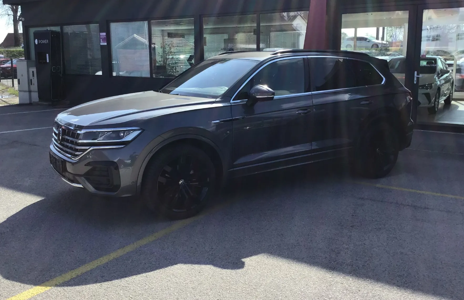 Zunanja slika - Volkswagen Touareg - V6 TDI BMT R-Line 210  285 - 6