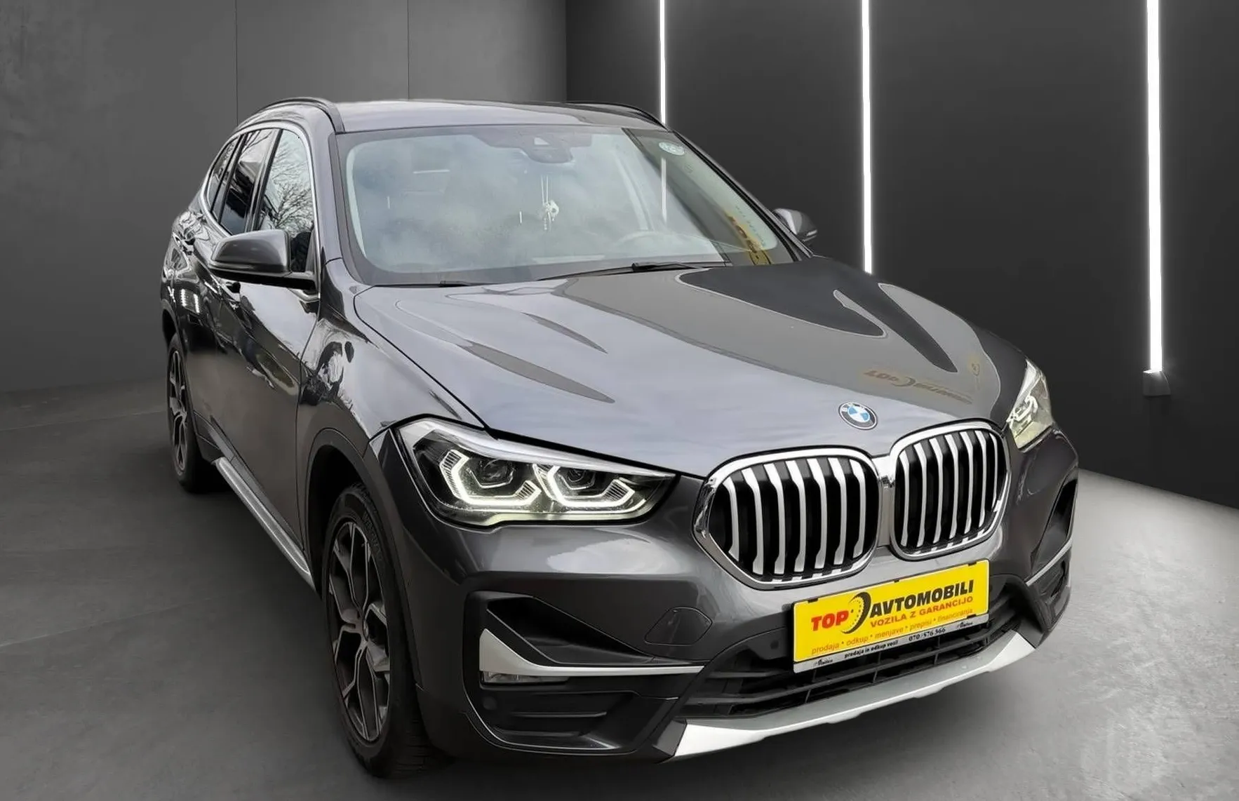 Zunanja slika - BMW X1 - serija : sDrive18i XLINE FULL LED PDC NAVI TEMPOMAT TOP - 10