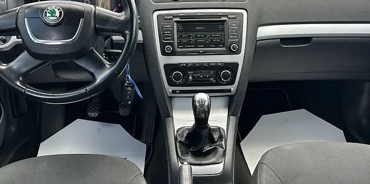 Zunanja slika - Škoda Octavia - Combi 1.9 TDI Ambiente - 10