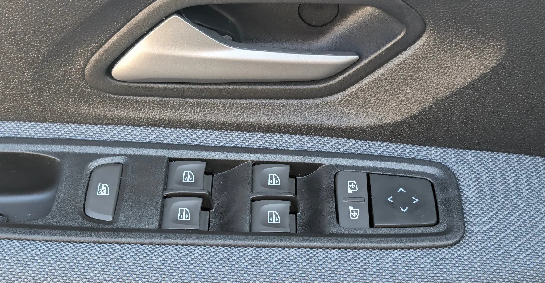 Zunanja slika - Dacia Sandero - Stepway 1.0 TCe 110 Expression - 11