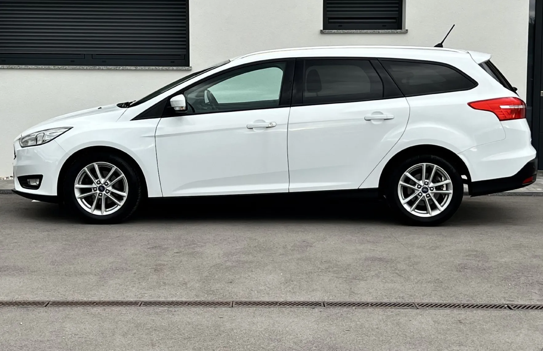 Zunanja slika - Ford Focus - 1.LAST+SLO+PDC+TEMP+ALU+LEANPAY - 5